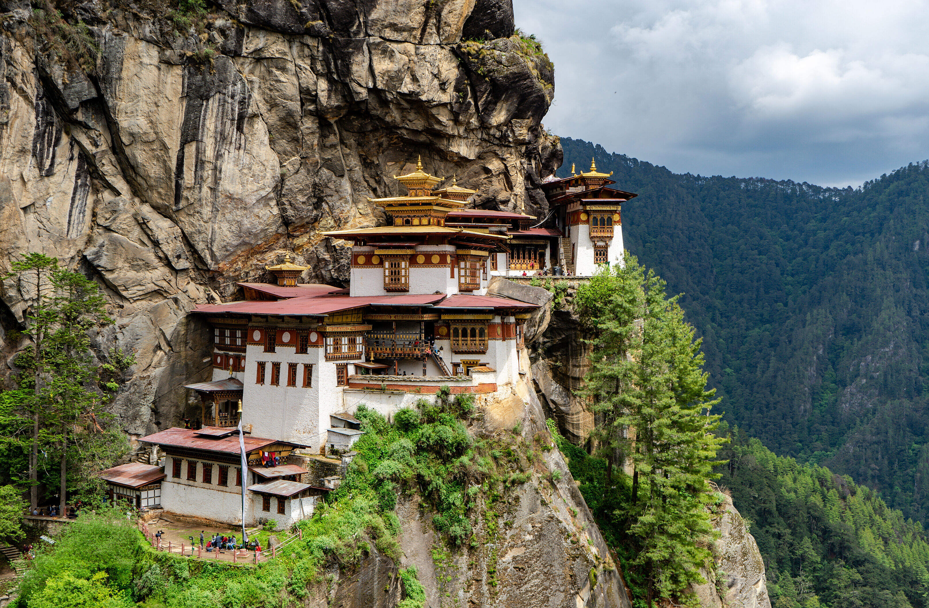 Tiger’s Nest Monastery: Bhutan’s Iconic Cliffside Temple