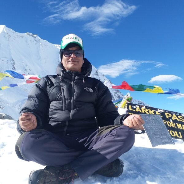 Manaslu Circuit Trek 16 Days – Complete Itinerary with Larkya La Pass